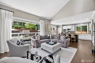 25817 NE 4th Pl, Sammamish, WA 98074 - Photo 15