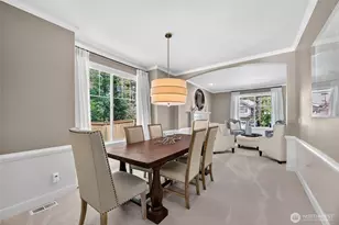 25817 NE 4th Pl, Sammamish, WA 98074 - Photo 7
