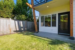 19225 Damson Rd, Lynnwood, WA 98036 - Photo 9