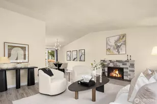 13012 SE 47th St, Bellevue, WA 98006 - Photo 5