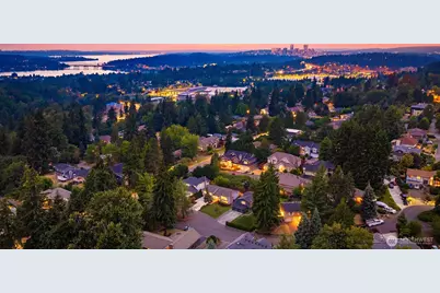 13012 SE 47th Street, Bellevue, WA 98006 - Photo 3