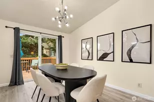 13012 SE 47th St, Bellevue, WA 98006 - Photo 11