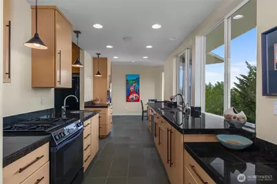 2306 Glen Kerry Court SE, Olympia, WA 98513 - Photo 17
