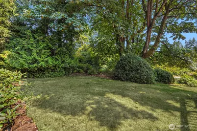 9226 SE 60th Street, Mercer Island, WA 98040 - Photo 37