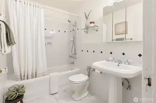 1017 Minor Ave, Seattle, WA 98104 - Photo 15
