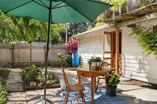 1260 168th Ave NE, Bellevue, WA 98008 - Photo 15