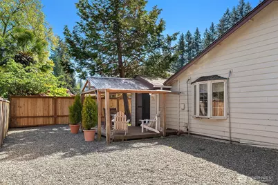 1260 168th Avenue NE, Bellevue, WA 98008 - Photo 29