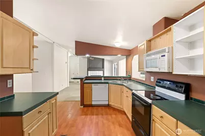 20224 SE 229th Street, Maple Valley, WA 98038 - Photo 13