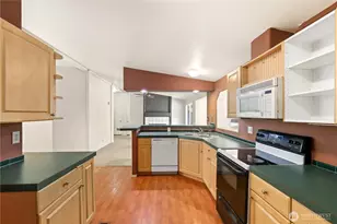 20224 SE 229th St, Maple Valley, WA 98038 - Photo 13