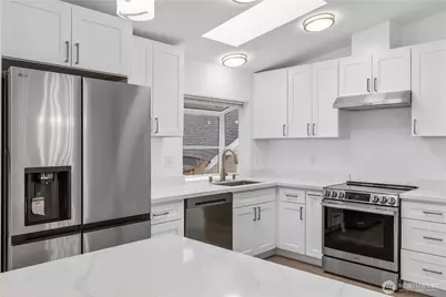 5016 26th Avenue SW, Seattle, WA 98106 - Photo 7