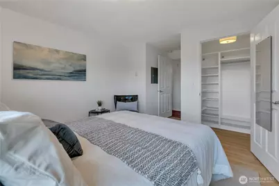 2512 E Madison Street #303, Seattle, WA 98112 - Photo 13