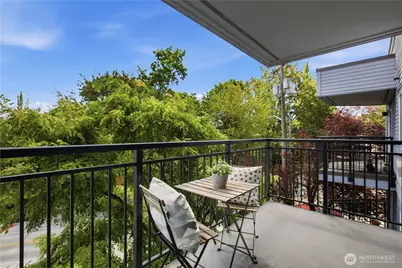 2512 E Madison Street #303, Seattle, WA 98112 - Photo 17