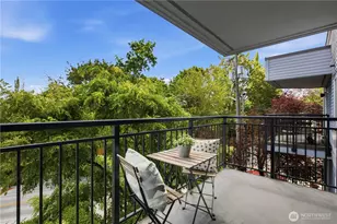 2512 E Madison St, Seattle, WA 98112 - Photo 17