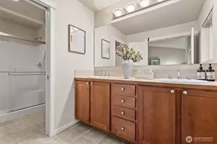 5535 Lakemont Blvd SE, Bellevue, WA 98006 - Photo 15