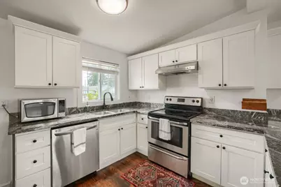 7047 S Warner Street, Tacoma, WA 98409 - Photo 7