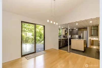 14333 93rd Avenue NE, Kirkland, WA 98035 - Photo 3