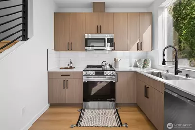 1804 28th Avenue S, Seattle, WA 98144 - Photo 7