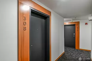 4020 Aurora Ave N, Seattle, WA 98103 - Photo 13