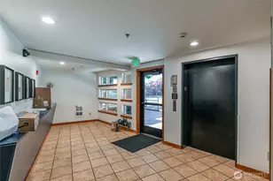 4020 Aurora Ave N, Seattle, WA 98103 - Photo 13