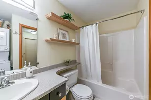 4020 Aurora Ave N, Seattle, WA 98103 - Photo 7