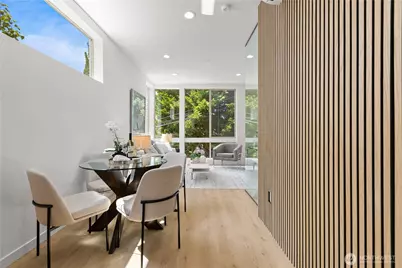 3819 B Fremont Avenue N, Seattle, WA 98103 - Photo 9