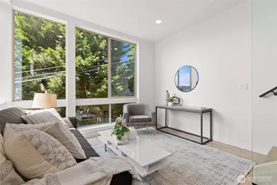 3819 B Fremont Avenue N, Seattle, WA 98103 - Photo 13