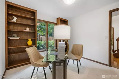 15155 NE 6th Street, Bellevue, WA 98007 - Photo 17