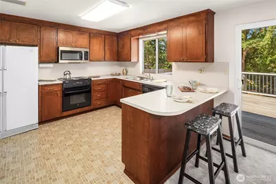 344 S 183rd Street, Burien, WA 98148 - Photo 7