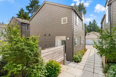 11824 31st Place NE, Seattle, WA 98125 - Photo 17