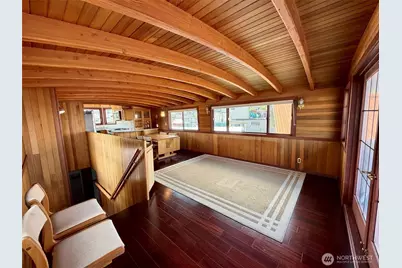 360 W Ewing Street #D-11, Seattle, WA 98119 - Photo 3