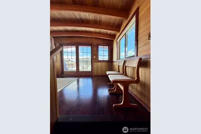 360 W Ewing Street #D-11, Seattle, WA 98119 - Photo 7