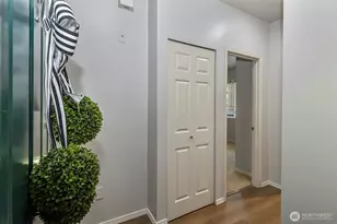 12712 Admiralty Way, Everett, WA 98204 - Photo 5