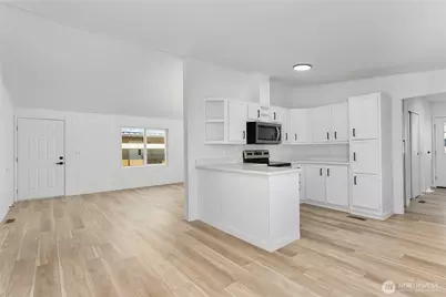 10711 62nd Street E, Puyallup, WA 98372 - Photo 9