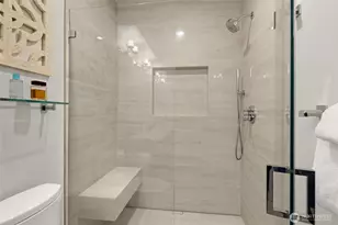 727 Belmont Ave E, Seattle, WA 98102 - Photo 27