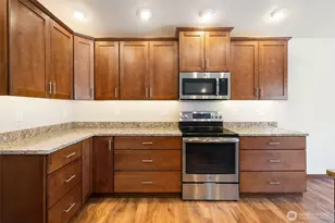 5107 NW Cannon Cir, Silverdale, WA 98383 - Photo 9