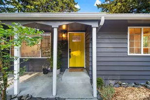 11107 Tahoma Dr, Anderson Island, WA 98303 - Photo 3