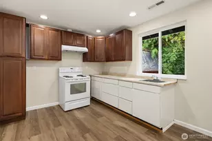 5702 218th St SE, Woodinville, WA 98072 - Photo 29