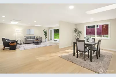 5702 218th Street SE, Woodinville, WA 98072 - Photo 13