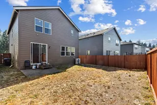 10815 188 St E, Puyallup, WA 98374 - Photo 33