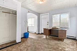 810 N 4th St, Renton, WA 98057 - Photo 7