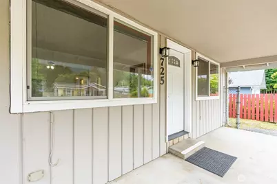 725 W Main Avenue, Morton, WA 98356 - Photo 9