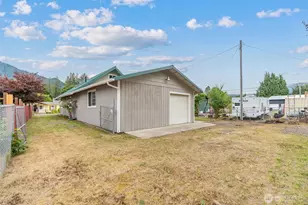 725 W Main Ave, Morton, WA 98356 - Photo 5