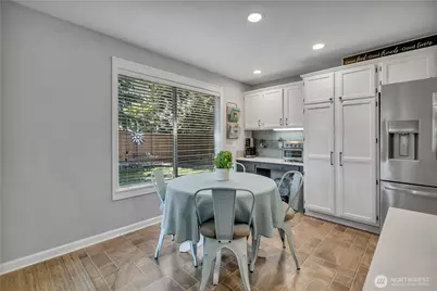 5620 Evergreen Loop SE, Auburn, WA 98092 - Photo 15