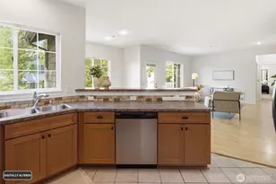 205 S 51st Street S, Renton, WA 98055 - Photo 9
