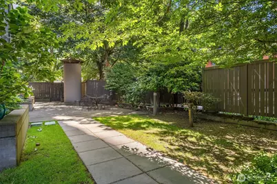 1120 Spring Street #602, Seattle, WA 98104 - Photo 29