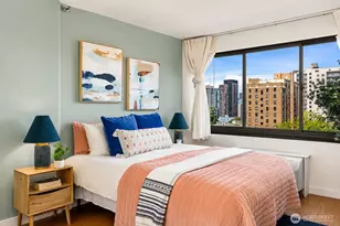 1120 Spring St, Seattle, WA 98104 - Photo 15