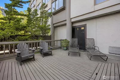 1120 Spring Street #602, Seattle, WA 98104 - Photo 27