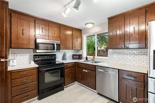 6201 98th St NE, Marysville, WA 98270 - Photo 11