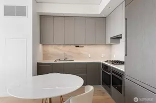 2510 6th Ave, Seattle, WA 98121 - Photo 5