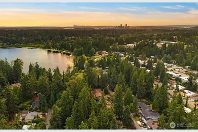 16651 SE 17th Street, Bellevue, WA 98008 - Photo 37